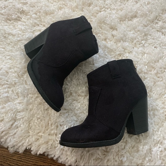 Lulus Shoes - Lulus Black Booties